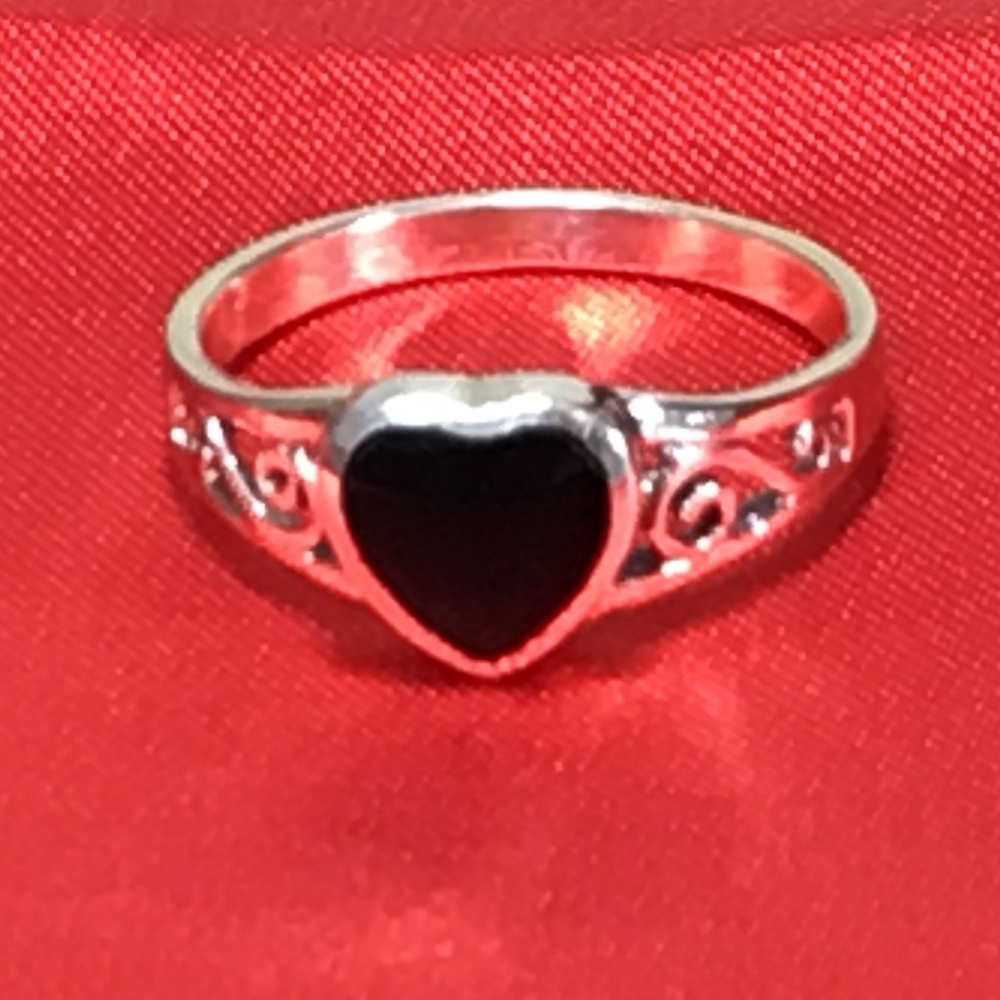 Sterling Silver Black Onyx Heart Ring "NEW"